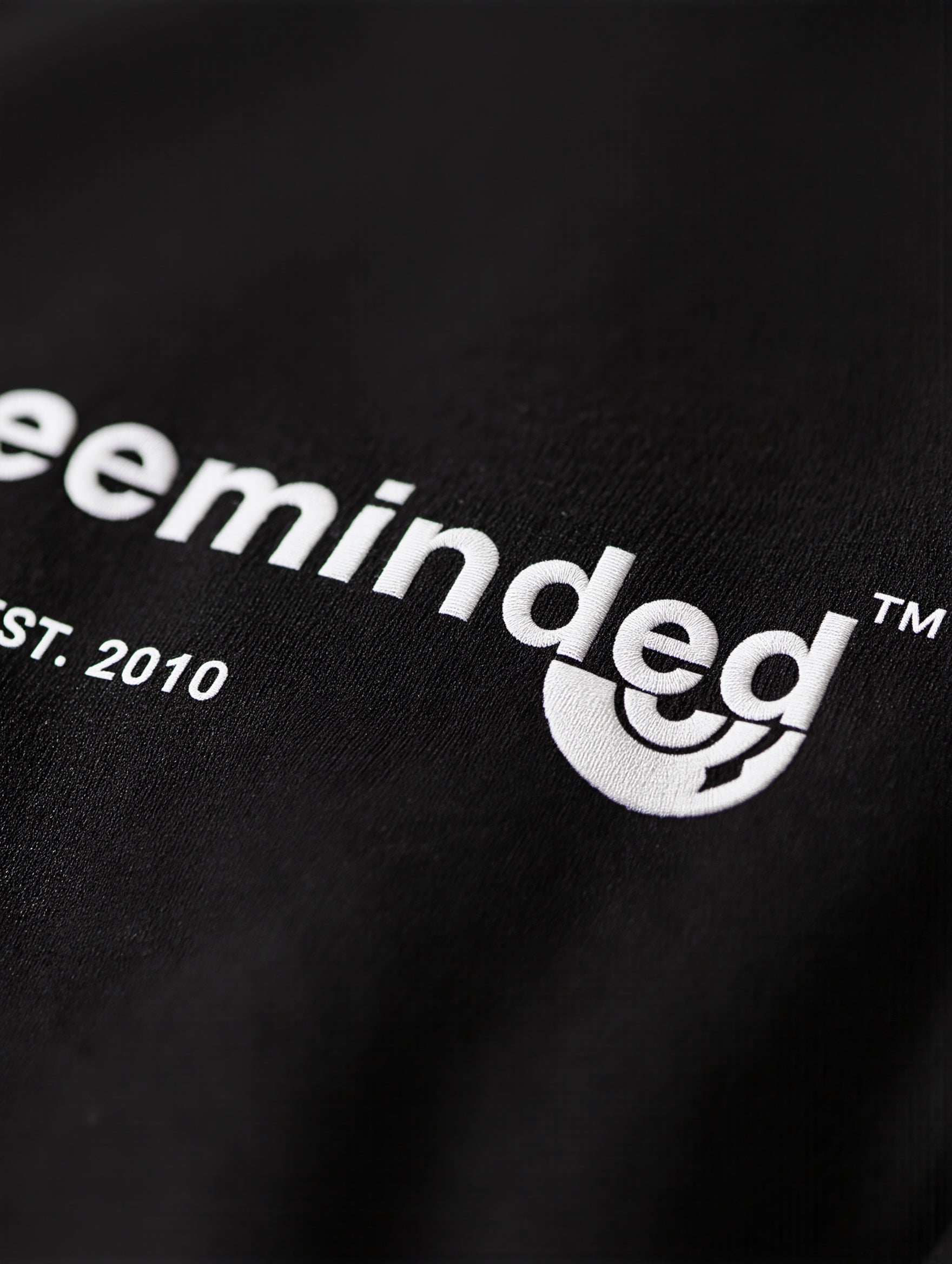 TFM INDEPENDENT CREW NECK